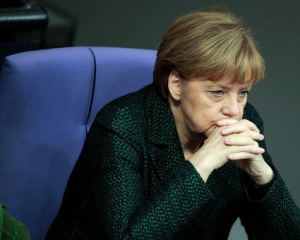 Мігранти повинні вчити німецьку - Меркель
