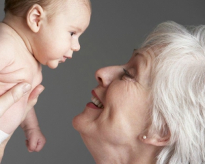 20 абсурдних порад від бабусь по вихованню дітей
