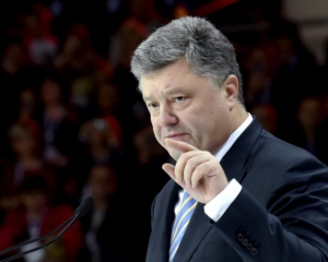 Порошенко уверяет, что давит на Путина для освобождения Савченко