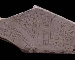 Найден новый фрагмент древней мраморной карты Рима
