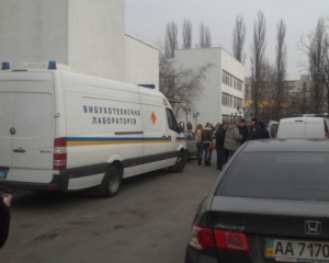 Вчера в университете Гринченко взорвалась бомба, начинена гвоздями