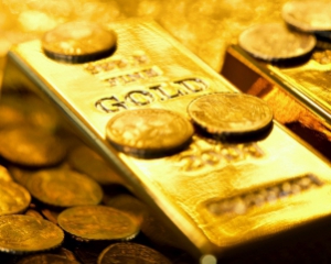 Цена золота подскочила до максимума за год