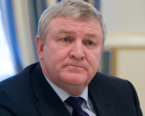 Экс-министру обороны Украины объявили о подозрении