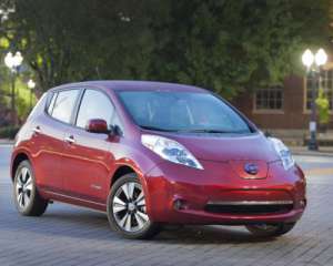 Nissan отзовет почти 50 тысяч электромобилей