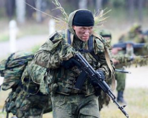 В районе Докучаевска появилось около сотни российских спецназовцев