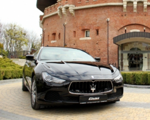 Maserati відкличе майже 30 тисяч авто через мимовільне прискорення
