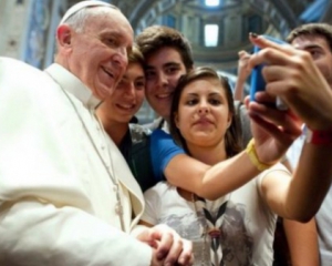 Папа Римський заведе акаунт в інстаграмі