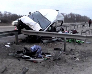 На Полтавщине в ДТП три человека погибли, четверо - в реанимации