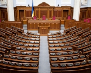 Половина украинцев хотят досрочных парламентских выборов - опрос