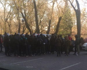 Львівських учасників ЛГБТ-акції заблокували в готелі