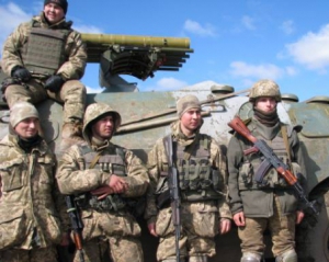 Боевики за минувшие сутки 32 раза обстреляли украинские позиции