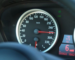Водителей будут штрафовать за превышение скорости даже на 5 км/ч
