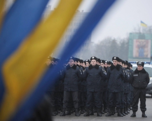 Поліцію треба дофінансувати за рахунок мільярдів Януковича - Яценюк