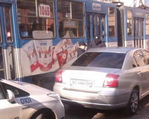 Поліція оштрафувала водія мера Львова Садового