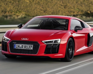 Audi R8 визнали &quot;Кращим спортивним автомобілем року&quot;