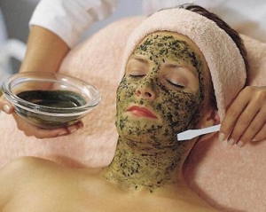 Травяные маски, которые помогут коже стать свежей