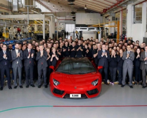 Lamborghini випустила ювілейний Aventador
