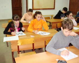 В варшавской субботней школе будут учить боевой гопак и украинский язык