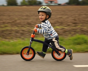 Что такое беговел и стоит ли его покупать ребенку?