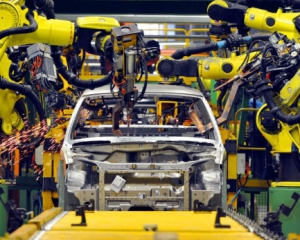 В марте украинские заводы выпустили 254 легковых авто