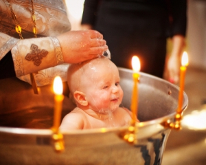 Чи можна хрестити дитину в піст перед Великоднем: особливі правила