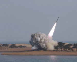 КНДР испытала новый двигатель для баллистической ракеты