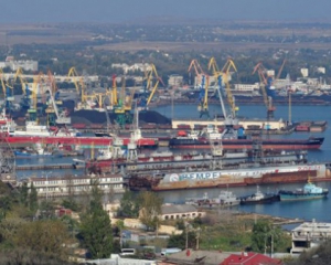 Украина закрыла морские рыбные порты в Крыму
