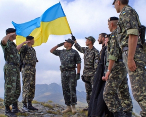В этом году уже 18 тысяч украинцев пошли служить на контракт