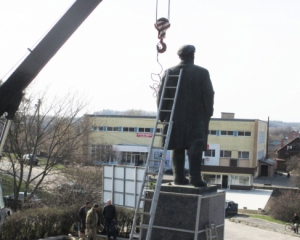 На Полтавщині депутати завадили демонтажу Леніна