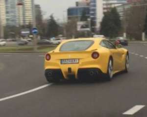 В Одесі помітили потужну Ferrari F12 Berlinetta