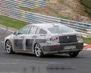 Opel випробував фастбек Insignia