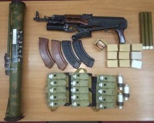 Правоохранители Черниговщины задержали людей, которые поставляли оружие с АТО