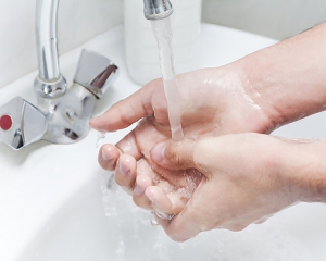 Вчені розповіли, як правильно мити руки
