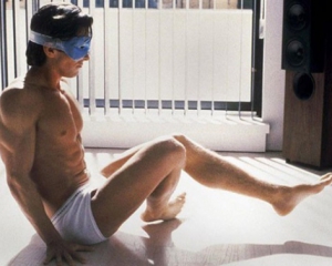 Ученые назвали мужские черты, которые привлекают женщин