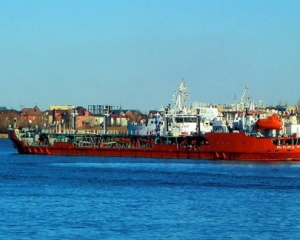 У Каспійському морі горить російський танкер