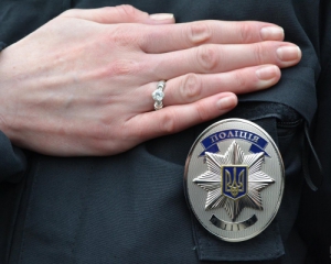 Под Киевом полицейский выстрелил в нападавшего, защищая напарницу