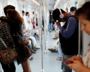 Жінки швидше оговтуються  від розриву стосунків