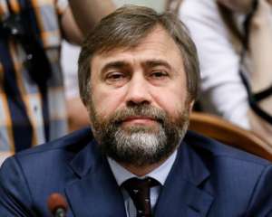 Порошенко поручил проверить законность предоставления гражданства Новинскому