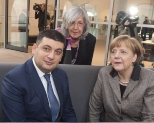 Меркель запросила Гройсмана відвідати Берлін