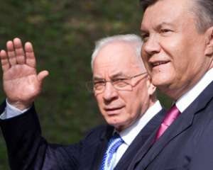 Януковичу и Азарову дали российское гражданство