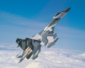 Російський Су-27 здійснив &quot;небезпечний і непрофесійний&quot; маневр біля літака ВПС США