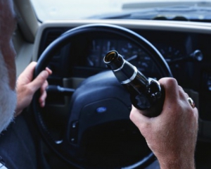 В Херсоне пьяный водитель сбил полицейского, после чего попал в еще две аварии