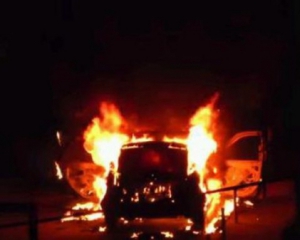В Харькове спасли девушку из горящего автомобиля