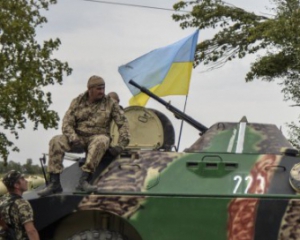 Боевики идут на прорыв в окрестностях Донецка - волонтер