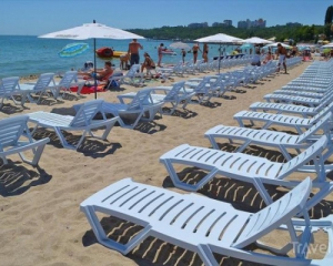 Росіяни не хочуть відпочивати в Криму, попит на авіаквитки значно впав