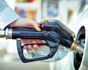 Антимонопольники не поспішають виносити рішення за цінами на паливо