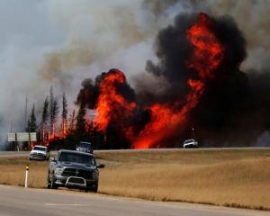 У Канаді продовжують горіти ліси: евакуювали ще 8 тисяч людей