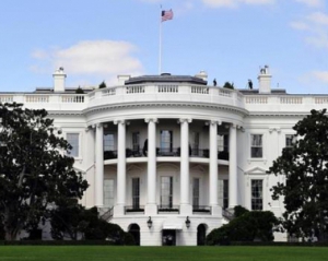 У Вашингтоні біля Білого дому підстрелили озброєного чоловіка