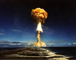 Жириновський хоче скинути ядерну бомбу на острів у Північному морі
