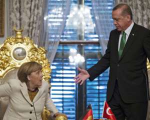Безвизового режима между ЕС и Турцией пока не будет - Меркель